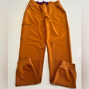 Figs Women’s Scrub Bottoms Size S/T Small Tall Orange Jogger Style# W20SW2028T